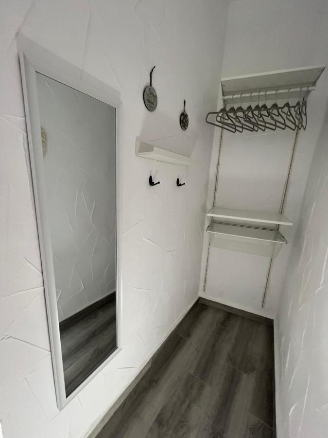 Apartamento La Lola - Patio Privado Херес-де-ла-Фронтера Экстерьер фото